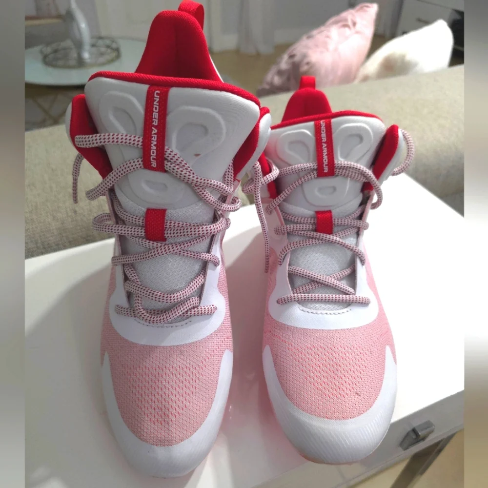 Under Armour product pair